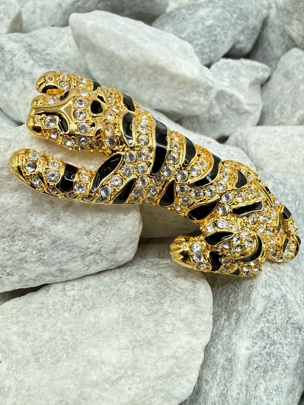 KJL Kenneth Jay Lane “Treasures Of The Duchess” Tiger Rhinestone Brooch 2.5” 90s